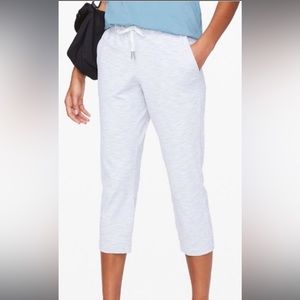 Lululemon ‘On The Fly’ Crop 28’ luxtreme